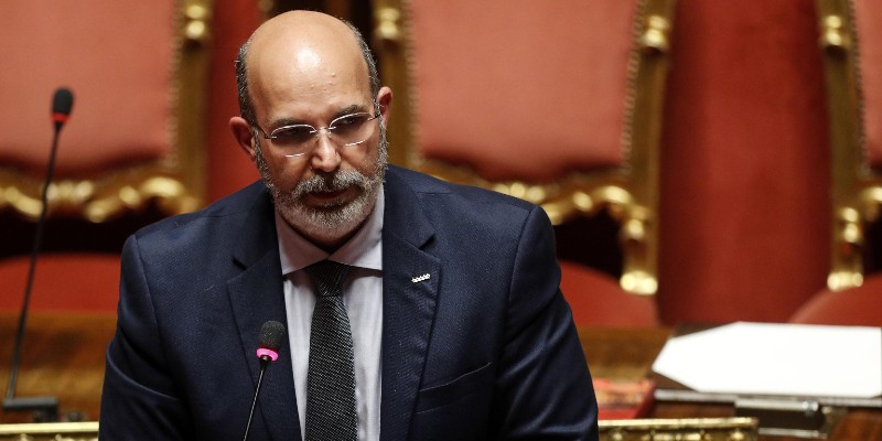 Regionali:Crimi,5s da soli in Campania se De Luca candidato